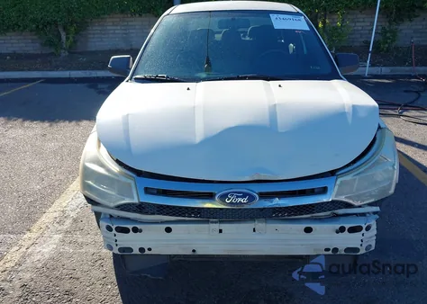 2011 Ford Focus Se z USA, uszkodzony, nr VIN 1FAHP3FN4BW180916